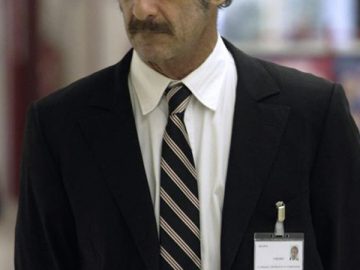 «La legge del mercato» denuncia  il mondodel lavoro che rischia di «uccidere» la persona