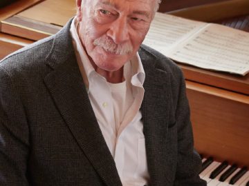 «Remember», quando la memoria non perdona: il viaggio di un anziano incontro al destino