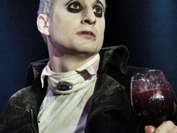 Il principe di Danimarca raccontanto<br>da un becchino