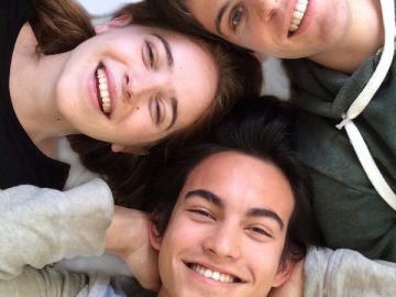 «Un bacio»: tra bullismo e «social» una storia di amicizia negli anni difficili dell’adolescenza