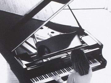 Coordinate d’oriente: per sfuggire al passato, progettare il futuro e perdersi nel presente