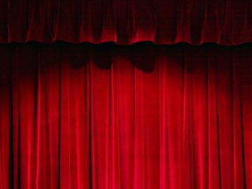 Una nuova stagione teatrale tutta da scoprire al Cristallo!