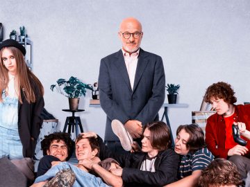 «Gli sdraiati»: l’adolescenza, un tempo della vita che sembra non finire mai