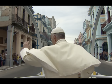 In Viaggio: Gianfranco Rosi racconta il messaggio di Papa Francesco nel suo nuovo documentario