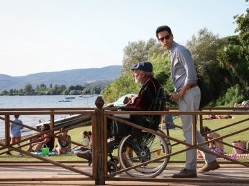 Il più bel secolo della mia vita: ridere di una legge assurda per provare a cambiarla